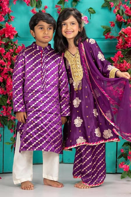 Buy_Shruti Jalan_Purple Brocade Zari, Gota Patti, Lace Leheriya Kurta Set _Online_at_Aza_Fashions