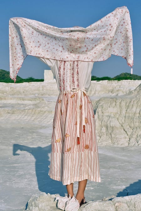 Ahmev Ithaa Chanderi Scarf 