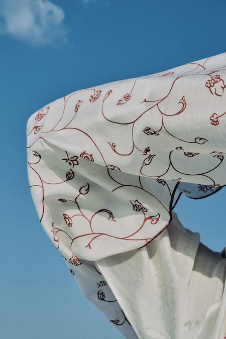 Buy Ahmev Ivory Embroidery, Beads, Tassels Ithaa Chanderi Scarf Online at Aza Fashions Buy_Ahmev_Ivory Embroidery, Beads, Tassels Ithaa Chanderi Scarf _Online_at_Aza_Fashions