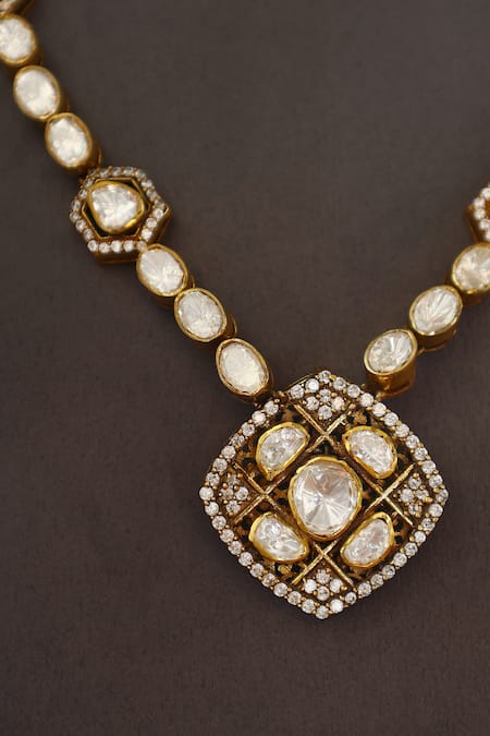 Mero Jewellery Geometric Pendant Necklace 