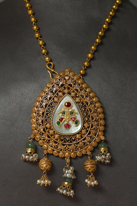 Mero Jewellery Handcrafted Floral Pendant Necklace 