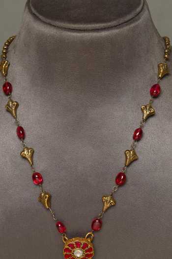 Mero Jewellery_Gold Plated Beads, Stones Handcrafted Silver Kundan Pendant Necklace  _Online_at_Aza_Fashions