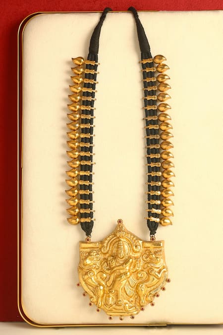 Mero Jewellery Handcrafted 92.5 Silver Temple Pendant Necklace  