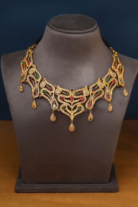 Mero Jewellery Carved Necklace 