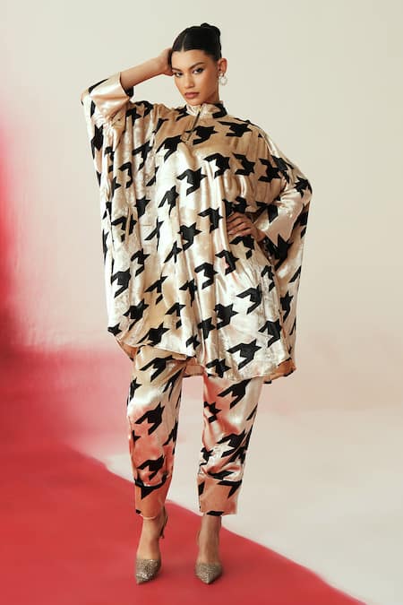 Rainas Abstract Print Tunic Set 