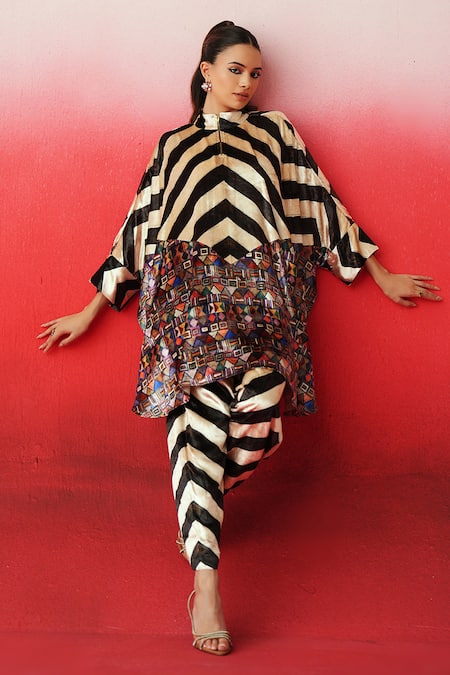 Buy_Rainas_Multi Color Velvet High Neck Printed Tunic Set 