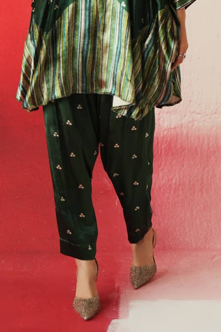 Buy_Rainas_Green Velvet Mandarin Collar Printed Kaftan Pant Set _Online_at_Aza_Fashions