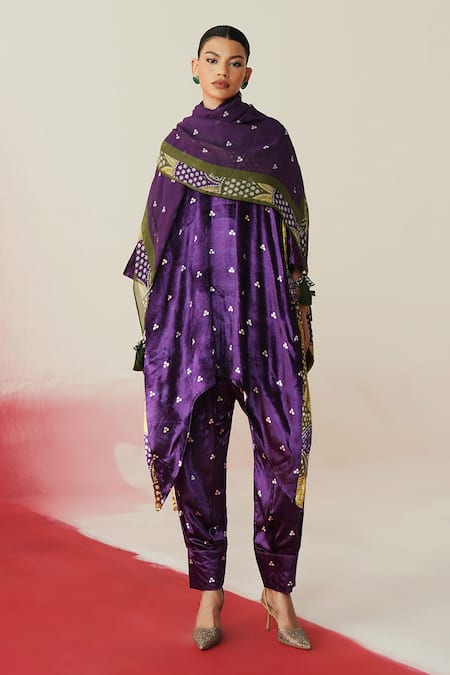 Rainas Printed Asymmetric Velvet Kaftan Set 