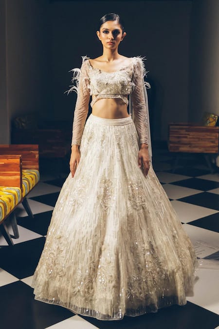 PRAVALIKA KOLA Eira Embellished Lehenga Set 