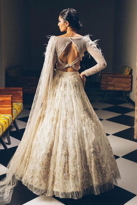 PRAVALIKA KOLA Eira Embellished Lehenga Set 