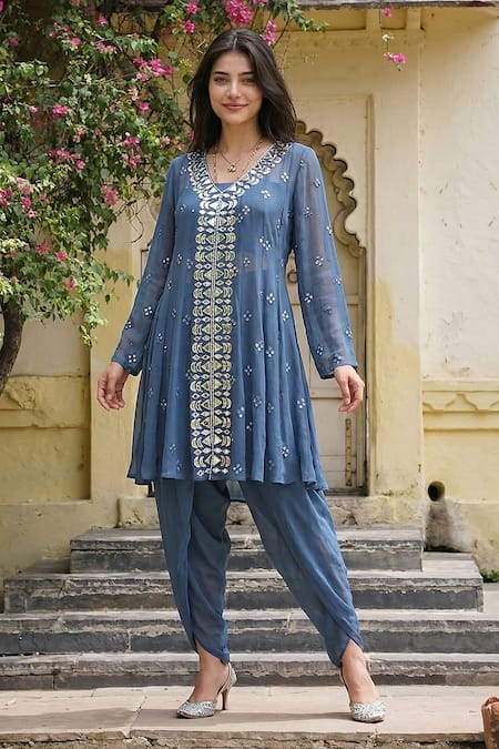 Seams Pret And Couture Ziyaara Embroidered Kurta & Dhoti Pant Set 