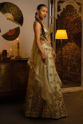Shop_Vandana Sethi_Green Organza Mirrors Sweetheart Neck Work Lehenga Set With Dupatta _Online_at_Aza_Fashions