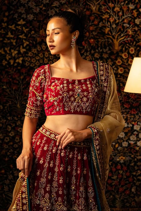 Shop_Vandana Sethi_Gold Velvet Embroidery, Zari, Stones Square Neck Zardozi Lehenga Set _Online_at_Aza_Fashions