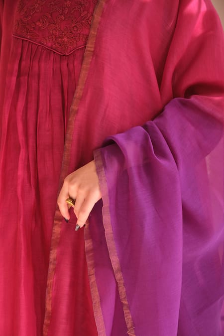 Juanita By Shubhda Pink Chanderi Embroidery, Zari Split V-neck Nia Kurta Set Online at Aza Fashions Juanita By Shubhda_Pink Chanderi Embroidery, Zari Split V-neck Nia Kurta Set _Online_at_Aza_Fashions