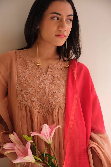 Shop Juanita By Shubhda Peach Chanderi Embroidery Split V-neck Salmon Handwoven Kurta Set Online at Aza Fashions Shop_Juanita By Shubhda_Peach Chanderi Embroidery Split V-neck Salmon Handwoven Kurta Set _Online_at_Aza_Fashions