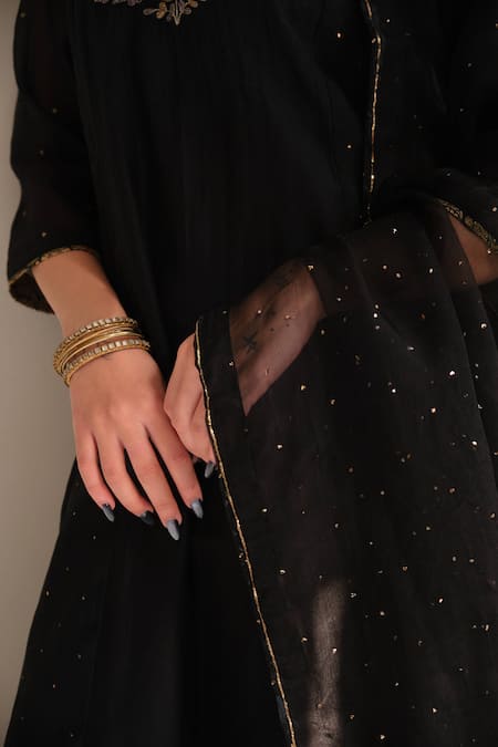 Shop Juanita By Shubhda Black Chanderi Embroidery, Zari Split V-neck Midnight Kurta Set Online at Aza Fashions Shop_Juanita By Shubhda_Black Chanderi Embroidery, Zari Split V-neck Midnight Kurta Set _Online_at_Aza_Fashions