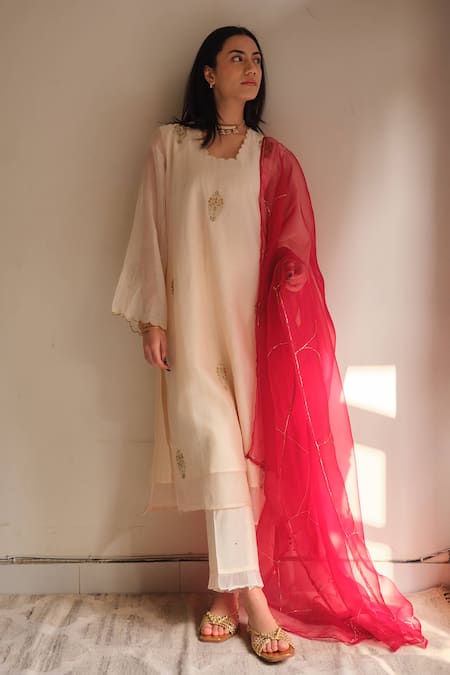 Juanita By Shubhda Pear Resham Embroidered Kurta Set