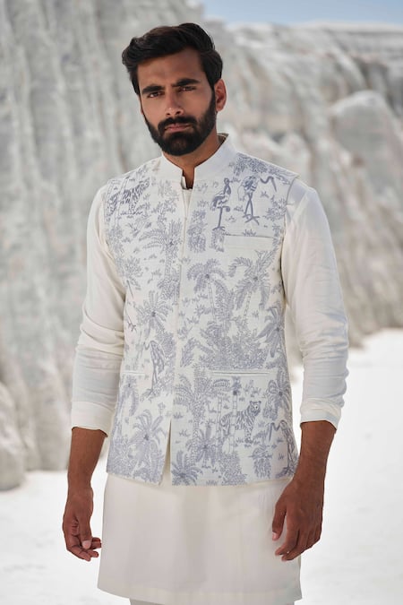 Amrit Dawani Ivory Silk, Modal Wild Serenade Bundi Kurta Set Online at Aza Fashions Amrit Dawani_Ivory Silk, Modal Wild Serenade Bundi Kurta Set _Online_at_Aza_Fashions