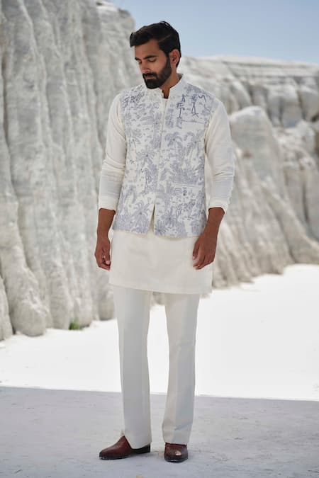 Amrit Dawani Wild Serenade Bundi Kurta Set 