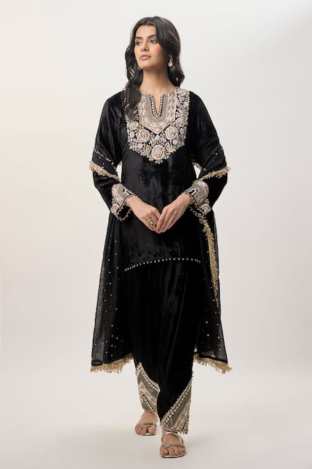 Payal Singhal Ziba Black Velvet Embroidered Kurta Salwar Set 