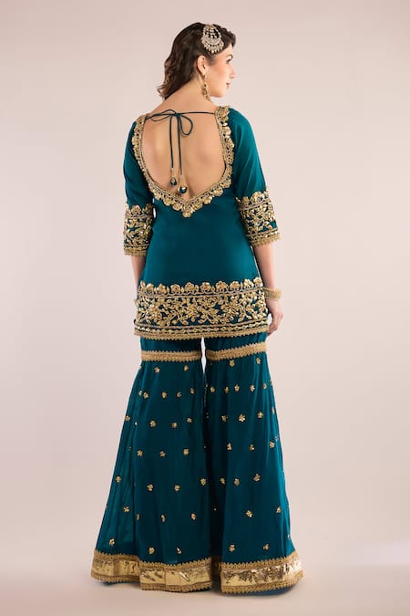 saina kapoor Embroidered Kurta Set