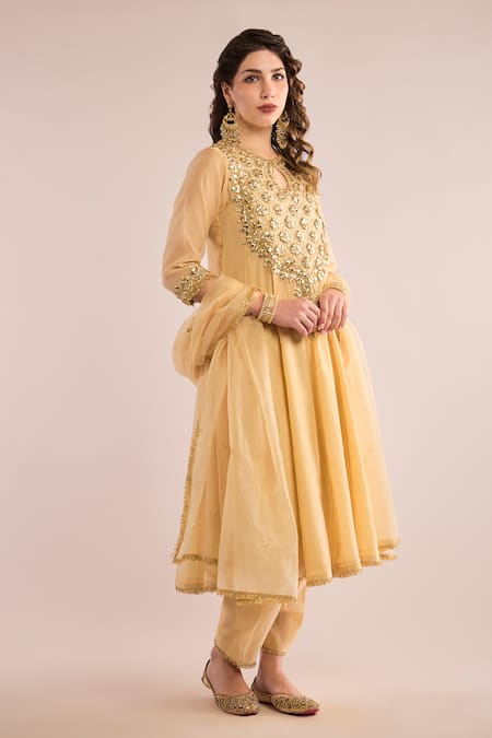 Buy_saina kapoor_Beige Organza, Chanderi Sequins, Mirrors, Gota Patti Embroidered Anarkali Set _Online_at_Aza_Fashions