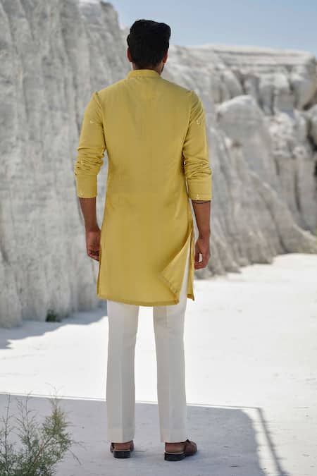 Amrit Dawani Lime Crest Embroidered Kurta Set 