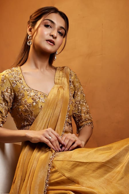 Shop_Dajwaree_Gold Tissue Embroidery, Zari Sweetheart Swarna Pre-draped Saree With Blouse 