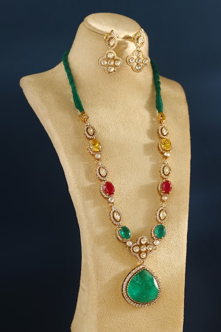 Mero Jewellery Geometric Pendant Necklace Set 