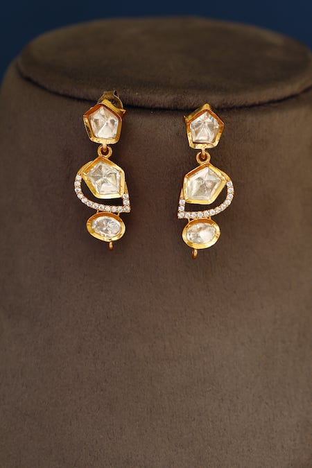 Mero Jewellery Layered Necklace Set 