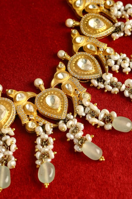 Mero Jewellery Tear Drop Cutwork Necklace Set 