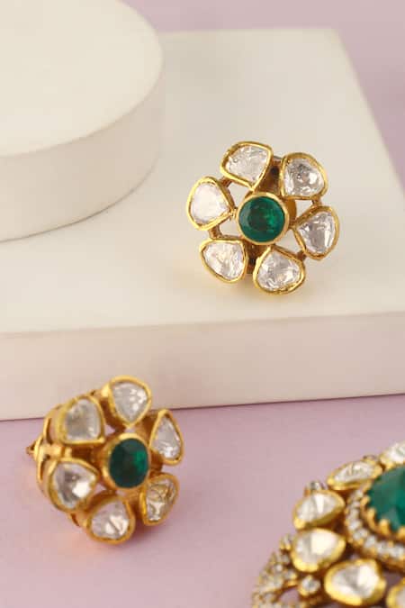 Mero Jewellery Floral Handcrafted Pendant & Earrings Set 