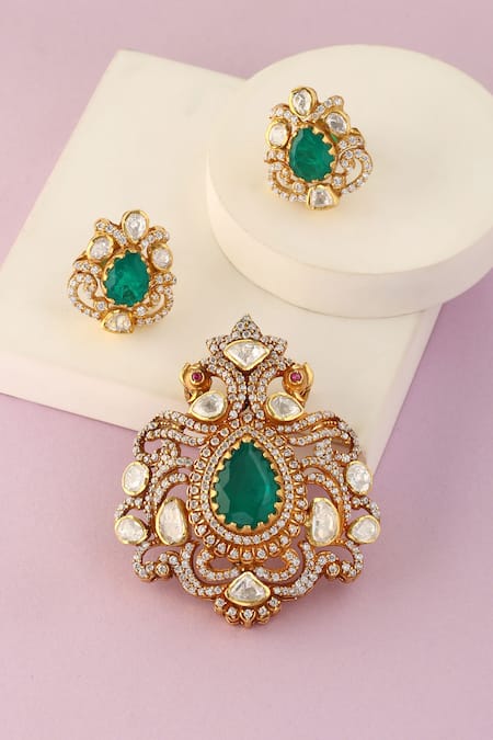 Mero Jewellery Handmade Carved Pendant & Earrings Set 