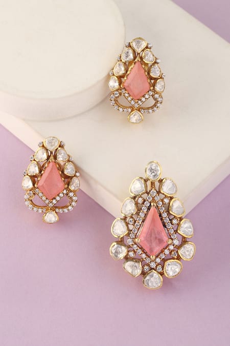 Mero Jewellery Geometric Carved Pendant & Earrings Set 