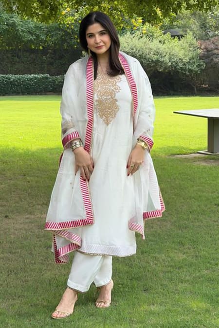 Sheetal Batra Hiba Kaftan Set 