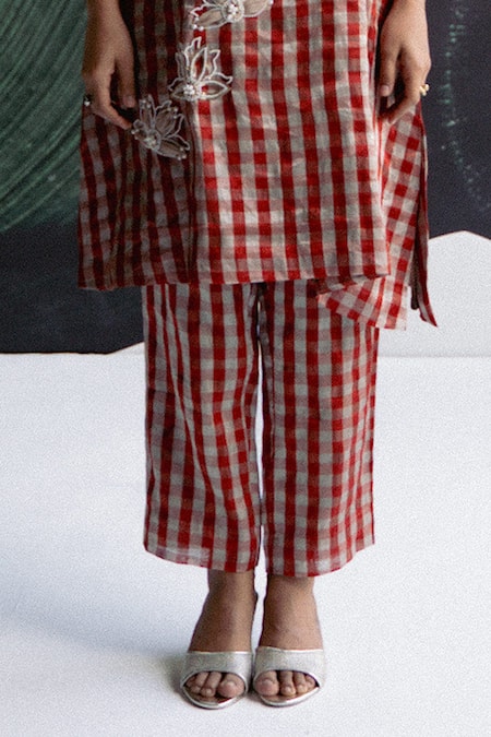 Esha Arora_Red Embroidery, Pearls Aari Check Pattern Kurta And Pant Set _Online_at_Aza_Fashions