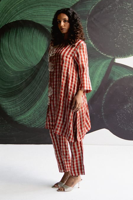 Esha Arora_Red Embroidery, Pearls Aari Check Pattern Kurta And Pant Set _at_Aza_Fashions