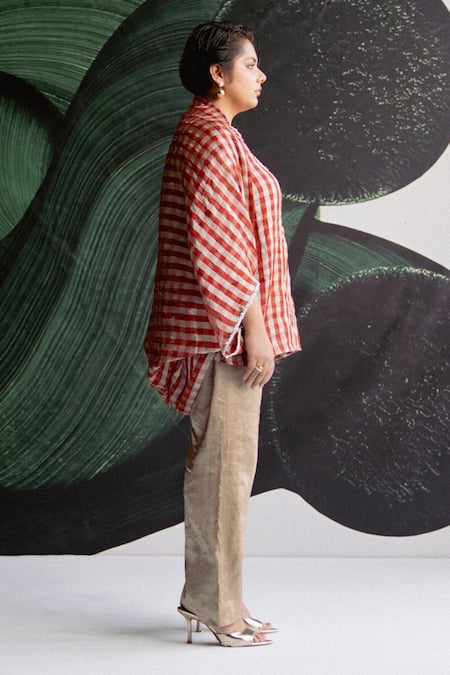 Esha Arora Checkered Pattern Cape Pant Set 