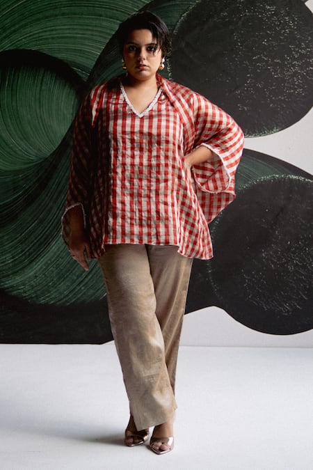 Esha Arora Checkered Pattern Cape Pant Set 