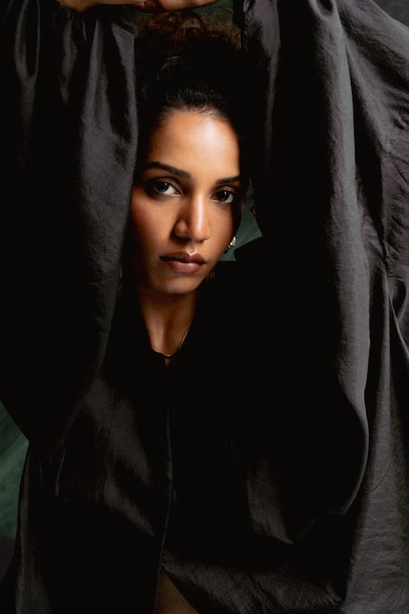 Buy_Esha Arora_Black Tissue V-neck Striped Pattern Top And Pant Set _Online_at_Aza_Fashions