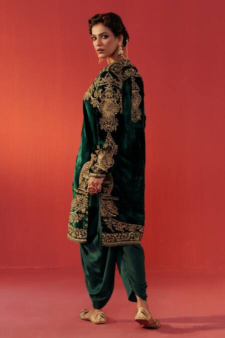 Rasasvada Green Velvet Embroidery, Zari, Tassels Round Neck Kurta Set at Aza Fashions Rasasvada_Green Velvet Embroidery, Zari, Tassels Round Neck Kurta Set _at_Aza_Fashions