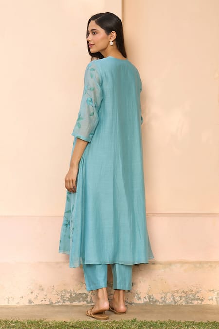 Vaayu Powder Blue Embroidered Kurta & Pant Set 