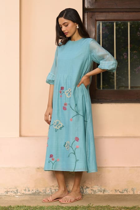 Buy_Vaayu_Blue Muslin Applique Round Neck Powder Cotton Dress _Online_at_Aza_Fashions