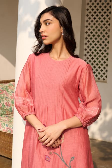 Vaayu_Pink Muslin Applique Round Neck Hibiscus Cotton Midi Dress With Pintuck _at_Aza_Fashions
