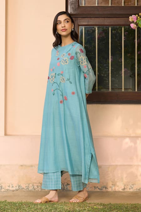 Shop_Vaayu_Sky Blue Muslin Applique Round Neck Cotton Kurta And Pant Set _Online_at_Aza_Fashions