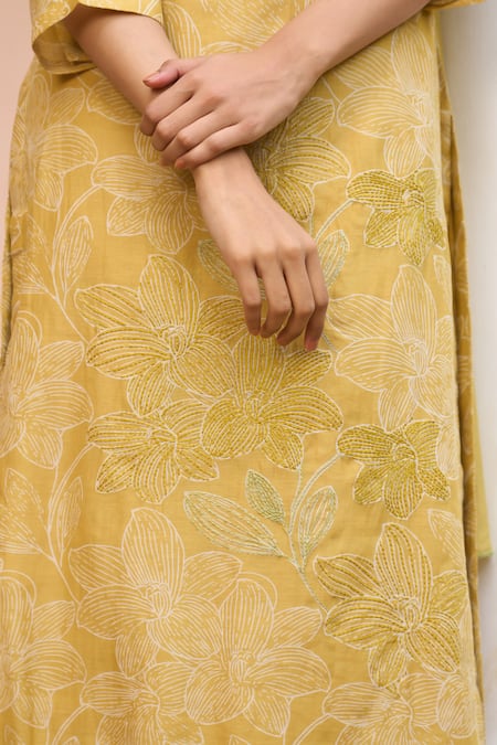 Vaayu Yellow Muslin Embroidery, Tassels Rue Floral Cotton Kurta Set at Aza Fashions Vaayu_Yellow Muslin Embroidery, Tassels Rue Floral Cotton Kurta Set _at_Aza_Fashions