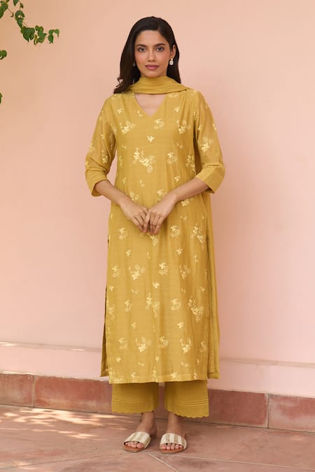 Vaayu Rue Thread Embroidered Muslin Cotton Kurta Set 