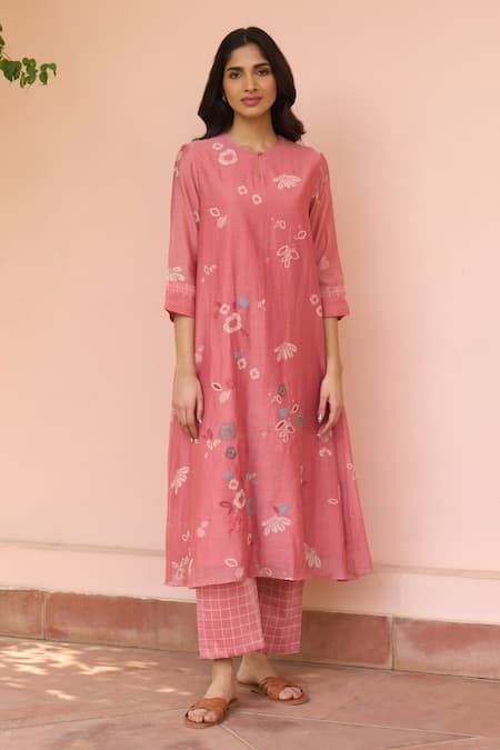 Vaayu Hibiscus Floral Muslin Cotton Kurta & Pant Set 