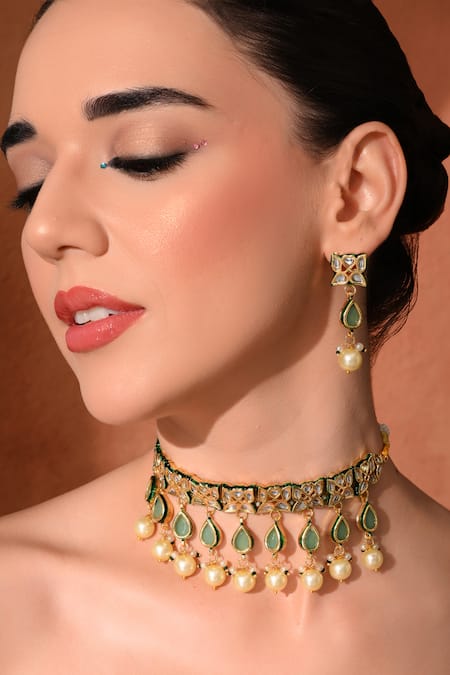 ChhavI'S Jewels Polki Embellished Choker Set 