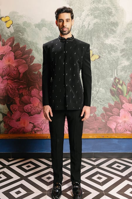 PRAVALIKA KOLA Ceraun Embellished Bandhgala Set 